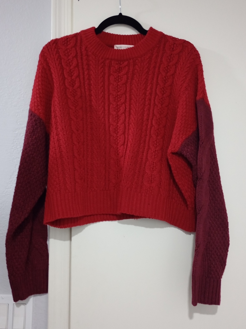 Honey Punch Red Knit Sweater Soft Wool Blend Wine Colorblock Sleeves Size M